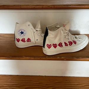 Was a gift, didn’t fit, can’t return. Never worn.